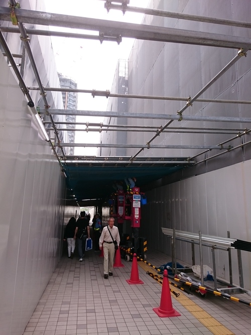 二俣川駅南口再開発−２.JPG
