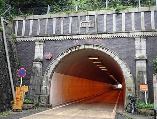 東隧道−１.JPG